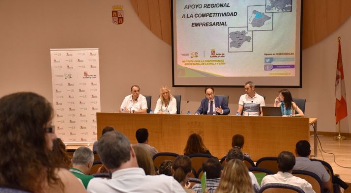 Imagen de la jornada este jueves en la sede de la Delegación de la Junta en Soria. /Jta.