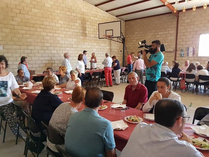 Torrubia de Soria come en hermandad en sus particulares Fiestas del Pilar