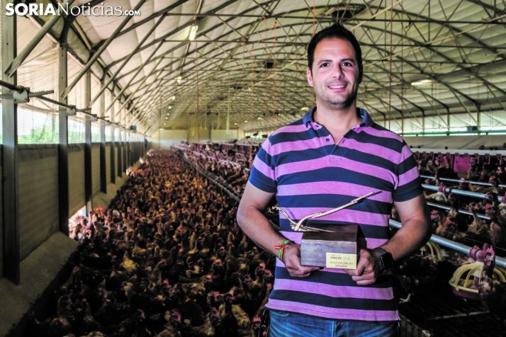 Jesús Ciria, en su granja. 