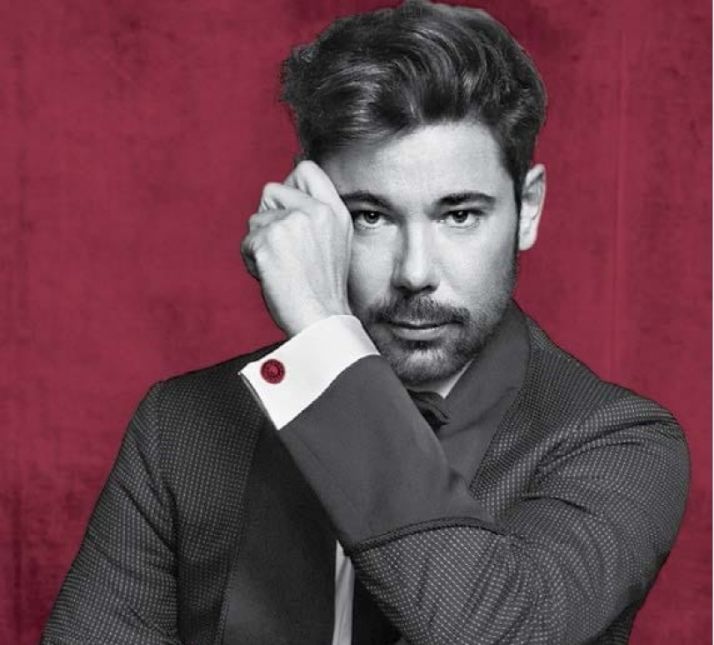 Miguel Poveda. https://miguelpoveda.com/ 