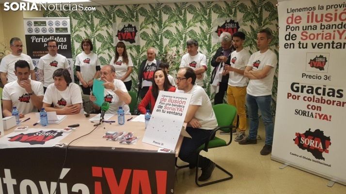 Miembros de la Soria Ya en una rueda de prensa. /SN