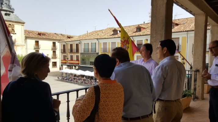 El embajador de China visita El Burgo de Osma. Ayuntamiento El Burgo de Osma. 