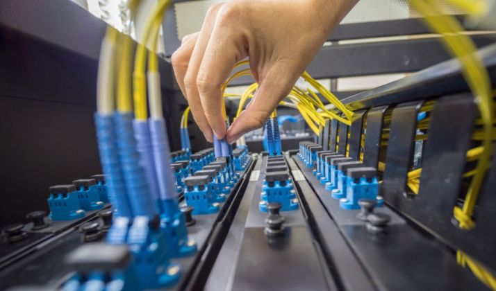 Casi 0,5M€ para la redacción del anteproyecto del cableado en los centros educativos para prestar servicios TIC