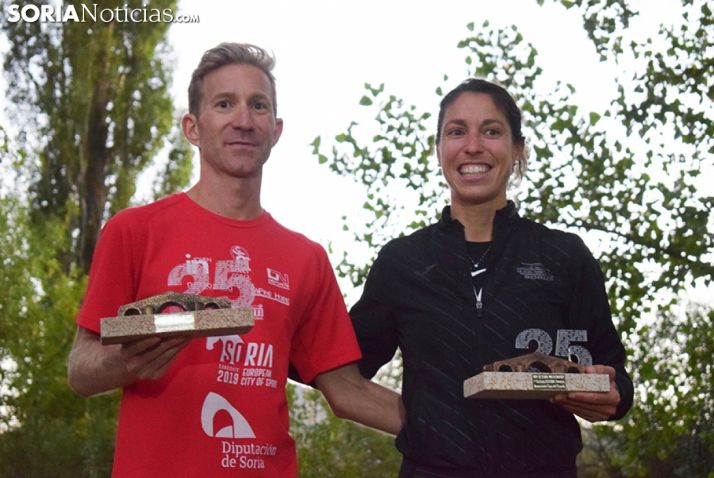 Luis Gonzalo Miguel y Belén Íñigo Romera, ganadores de la XXV Carrera Soria-Valonsadero