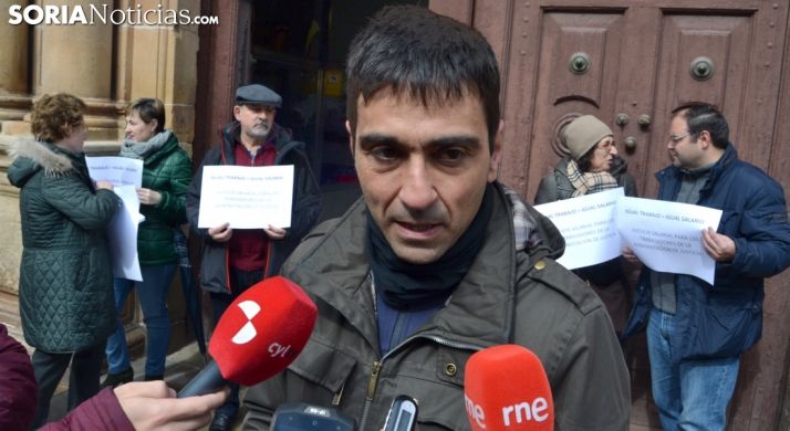 Javier Sanz de la Cal en una concentración de funcionarios en marzo. /SN