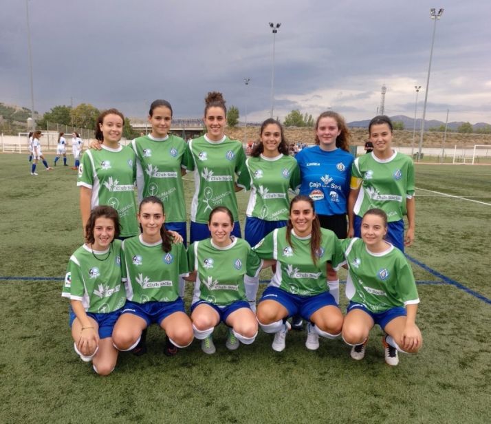 El CD San José femenino, durante su primer test en Calatayud. CD San José