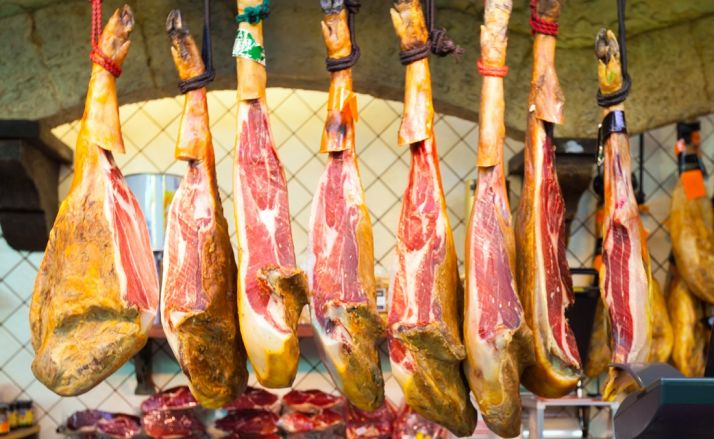 Tres detenidos en Valladolid por estafar más de 15.000 € en la compra y venta de jamones por internet