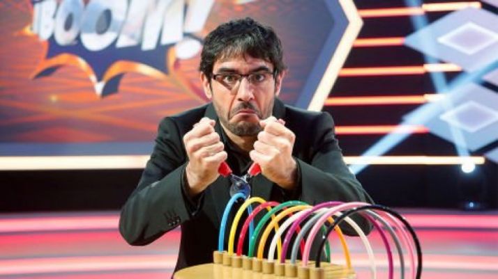 Juanra Bonet corta un cable en ¡Boom! ATRESMEDIA