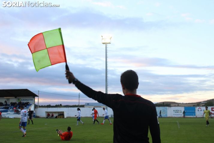 La FCyLF desmiente al Real Burgos, que sigue ejerciendo presión para regresar a Tercera