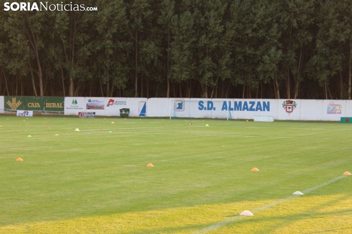 Estadio de La Arboleda de Almazán. SN