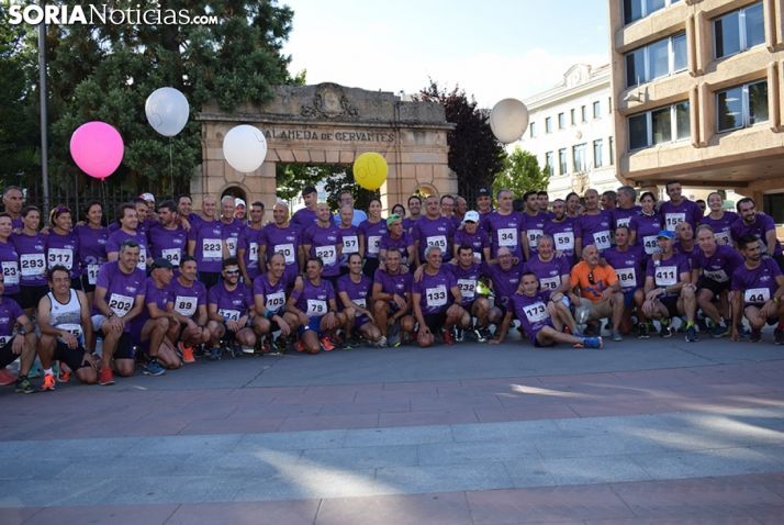 Foto de familia del Club Puente del Canto en la XXV Carrera popular Soria Valonsadero. /soria noticias