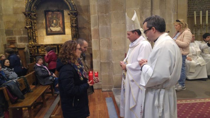 Un centenar de catequistas en la celebración del acto del envío