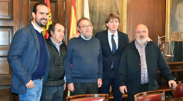 De izquierda a derecha: Hernández, Irigoyen, De la Casa, C. Martínez y A. Martínez 