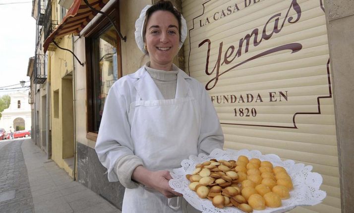 La firma adnamantina lleva casi dos siglos dedicada a su especialidad, las yemas y las paciencias. 