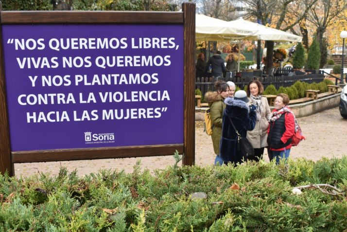 El Consejo de la Mujer crea esta mañana un jardín para ‘plantarse ante el machismo’ 