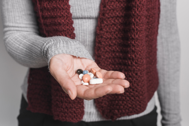 Los farmacéuticos apelan a un consumo responsable de los antibióticos para frenar las resistencias bacterianas  