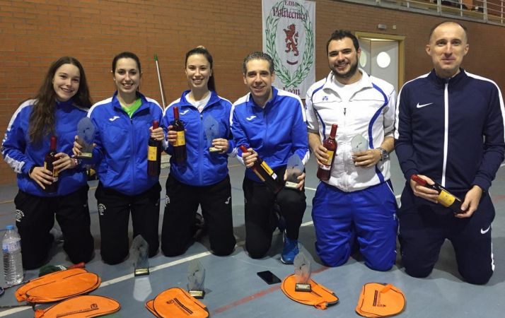 Los deportistas sorianos con sus medallas. /CBS-CS24 AD89