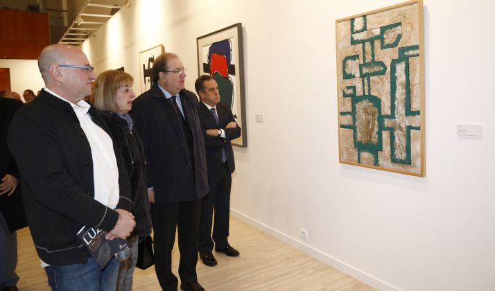 Imagen de la apertura de la muestra. /Jta.