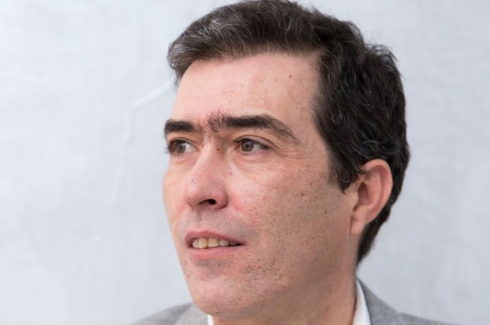 Eduardo de Simón, de Cs. 