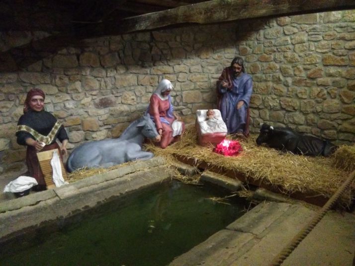 Fuentecantos coloca su belén. Cedida 