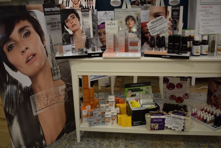 Sección en Parafarmacia Los Royales. 