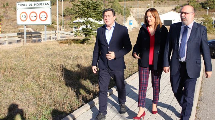 José Ignacio Pérez (izda.), Virgina Barcones y Miguel Latorre. /Subdeleg.