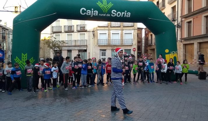 Más de 130 corredores en la sansilvestre agredeña