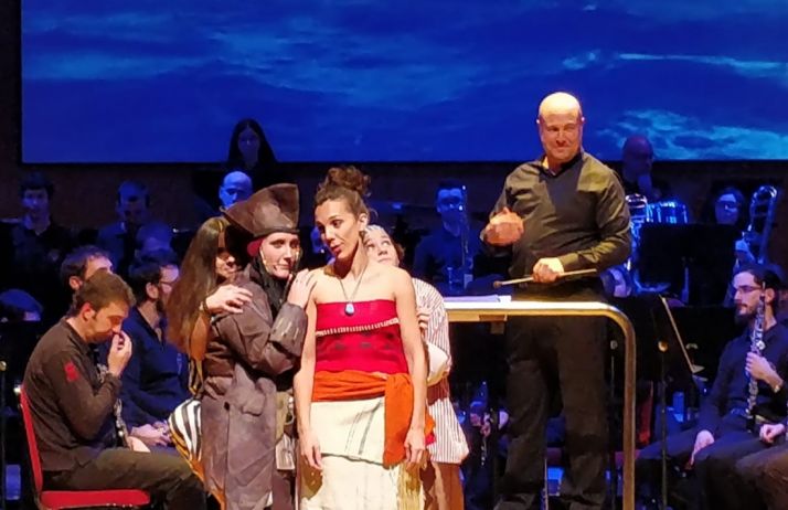 FOTOS y VÍDEO: La Banda pone acordes a la Navidad soriana