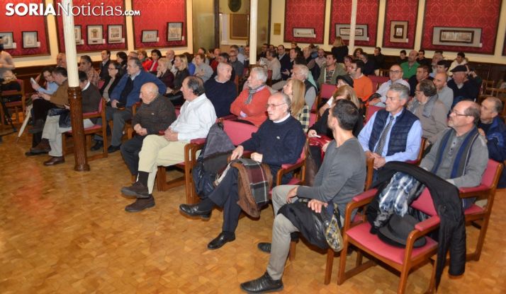 Asistentes a un reciente acto celebrado en el Casino. /SN