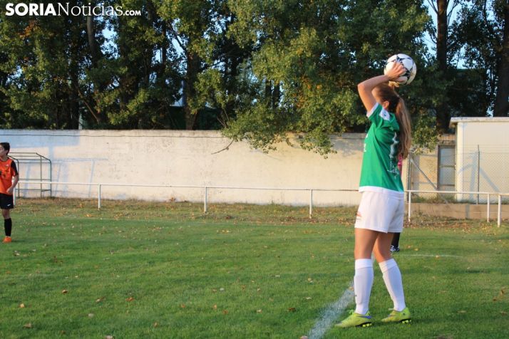 CD San José-Capuchinos (6-1): El San José más terrenal celebra una merienda devastadora 