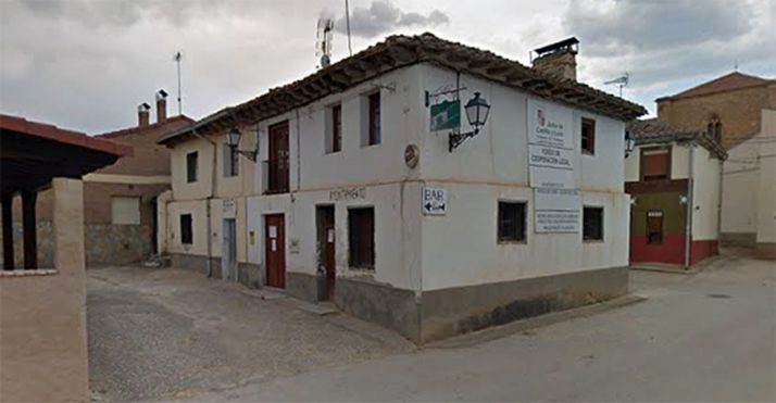 Imagen de archivo del antiguo ayuntamiento de Torralba del Burgo. /GM