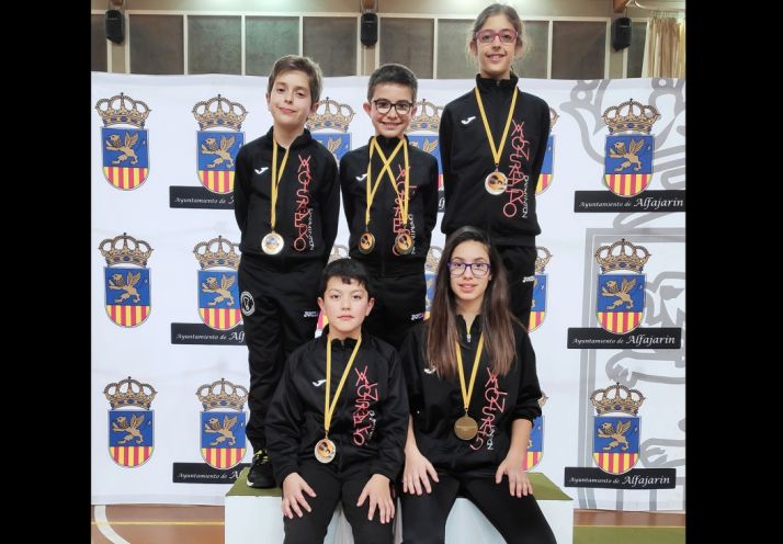 De izquierda a derecha, de arriba a abajo, Miguel Pérez, Hugo Sanz, Irene Gárate, Ian Antón y Carmen Carro.