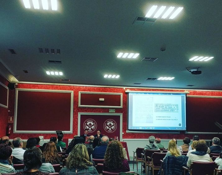 En la tarde de ayer se presentó en el Círculo Amistad-Numancia, el libro El Gran Piano de la Amistad, Carl Ronisch No,8015, del autor soriano Norberto Francisco Moreno Martín.