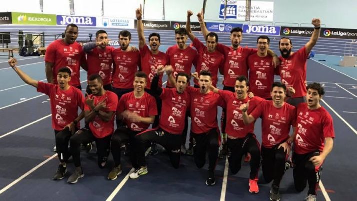 Los integrantes de la expedición soriana en San Sebastián. 