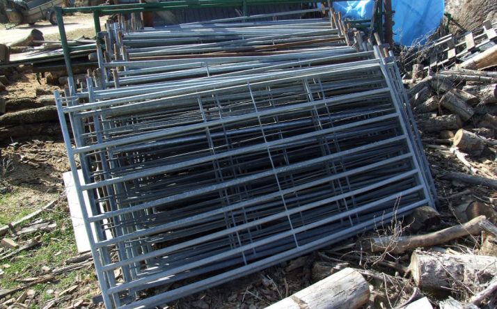 El vallado sutraído y ya recuperado. /GC