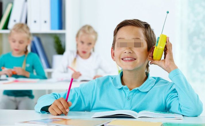 Fernando Rey anima a los colegios a unirse a la red de radios escolares como una metodología de aprendizaje