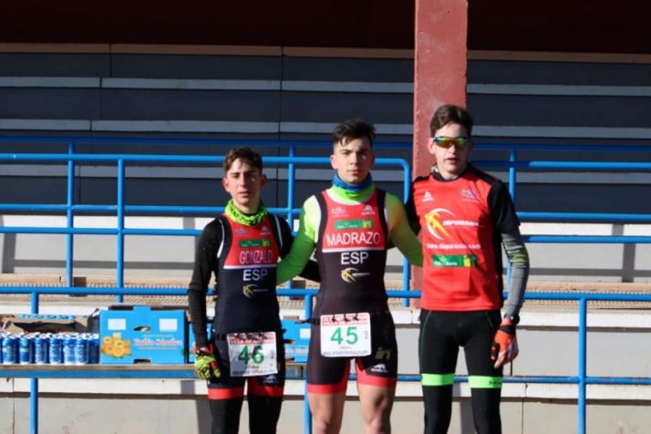 Podio en Villa de Aranda. Triatlón Soriano 