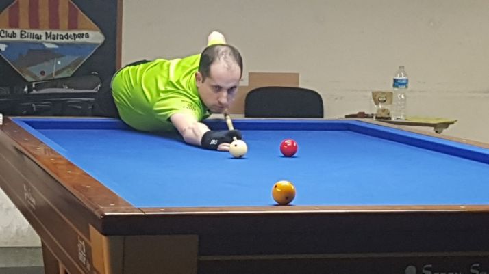 Carlos Cortés, intentando remontar en Barcelona. CA Numancia