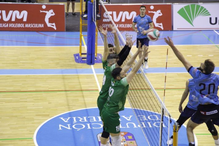 Unicaja Almería-Río Duero, en el Moisés Ruiz. RFEVB