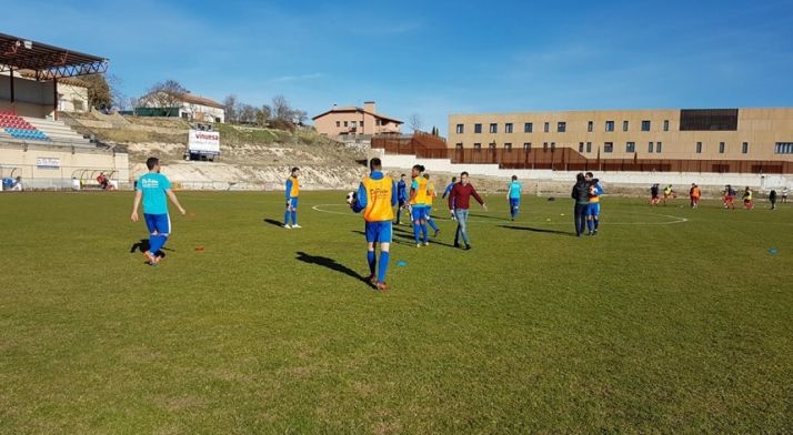 Municipal de El Burgo de Osma. Sporting Uxama