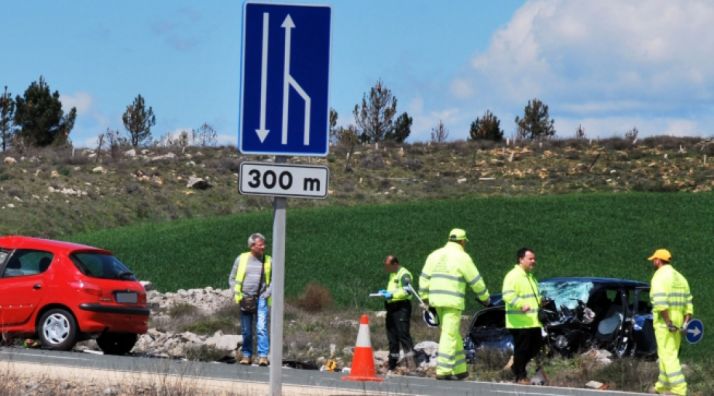 La DGT apela a la responsabilidad de los conductores ante la presencia de personal trabajando en las carreteras