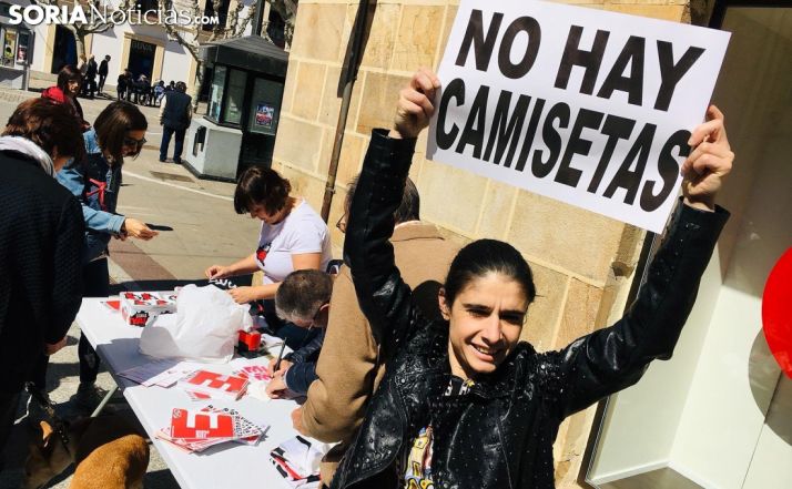 La mesa informativa de la Soria Ya este mediodía de sábado. 