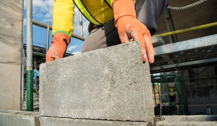 El consejero de Empleo destaca la importancia de la Prevención de Riesgos Laborales en la construcción