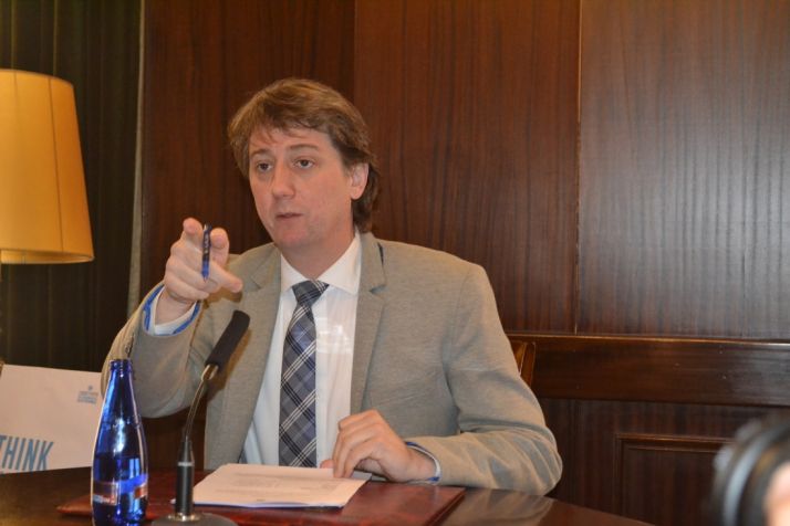 El Ayuntamiento licita 900.000 € para asfaltado y aceras