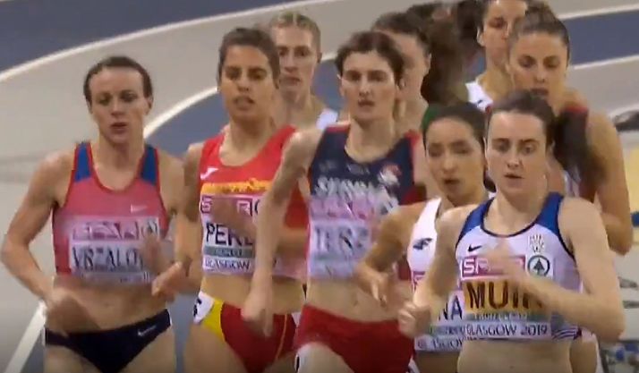 Marta Pérez, (2ª izda.) durante la carrera. /Teledeporte