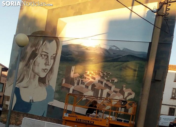 El primero de los murales, en el frontón de La Picota. /SN