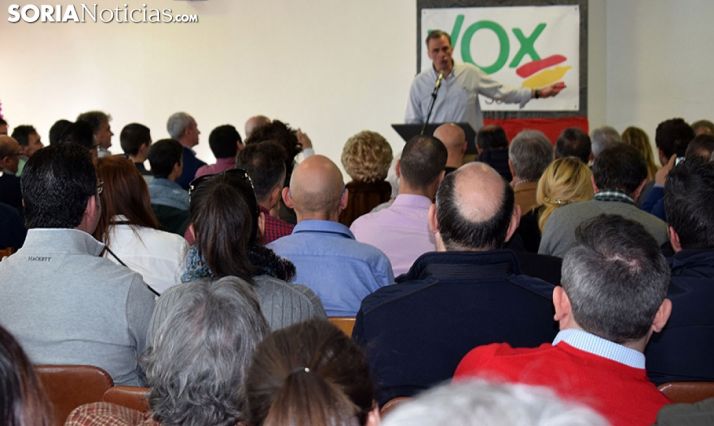 Javier Ortega Smith, en un acto con afiliados y simpatizantes de Vox en Soria el 12 de enero. /SN