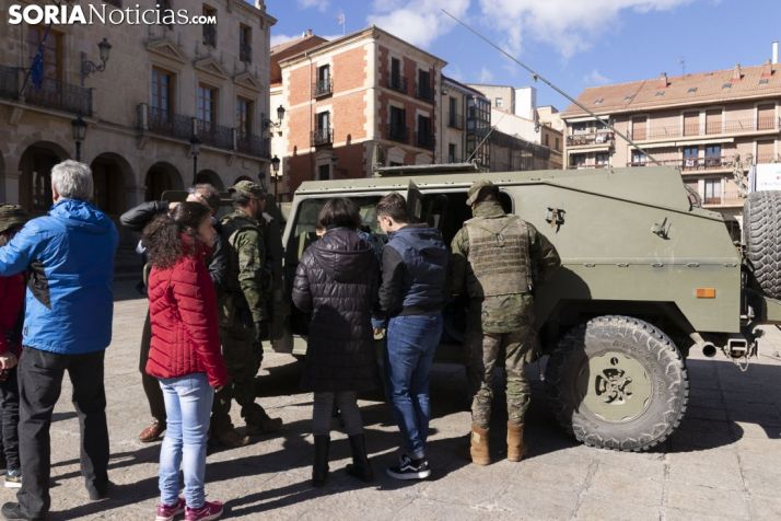 El ejercito toma la Plaza Mayor. Jasmín Malvesado