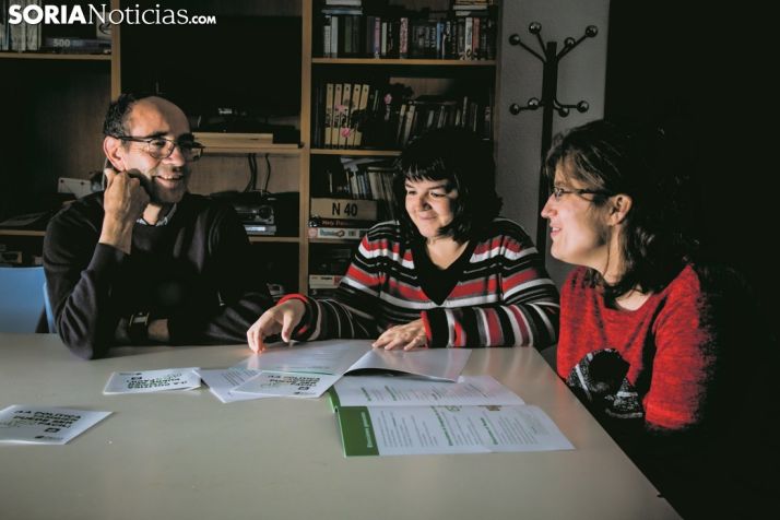 lvira, Matías y Minerva charlan sobre las posibilidades ante el 28A. Carmen de Vicente