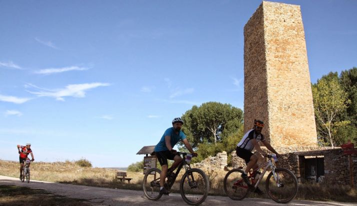 Imagen de la prueba 7 muros de Pozalmuro, a su paso por Masegoso. 